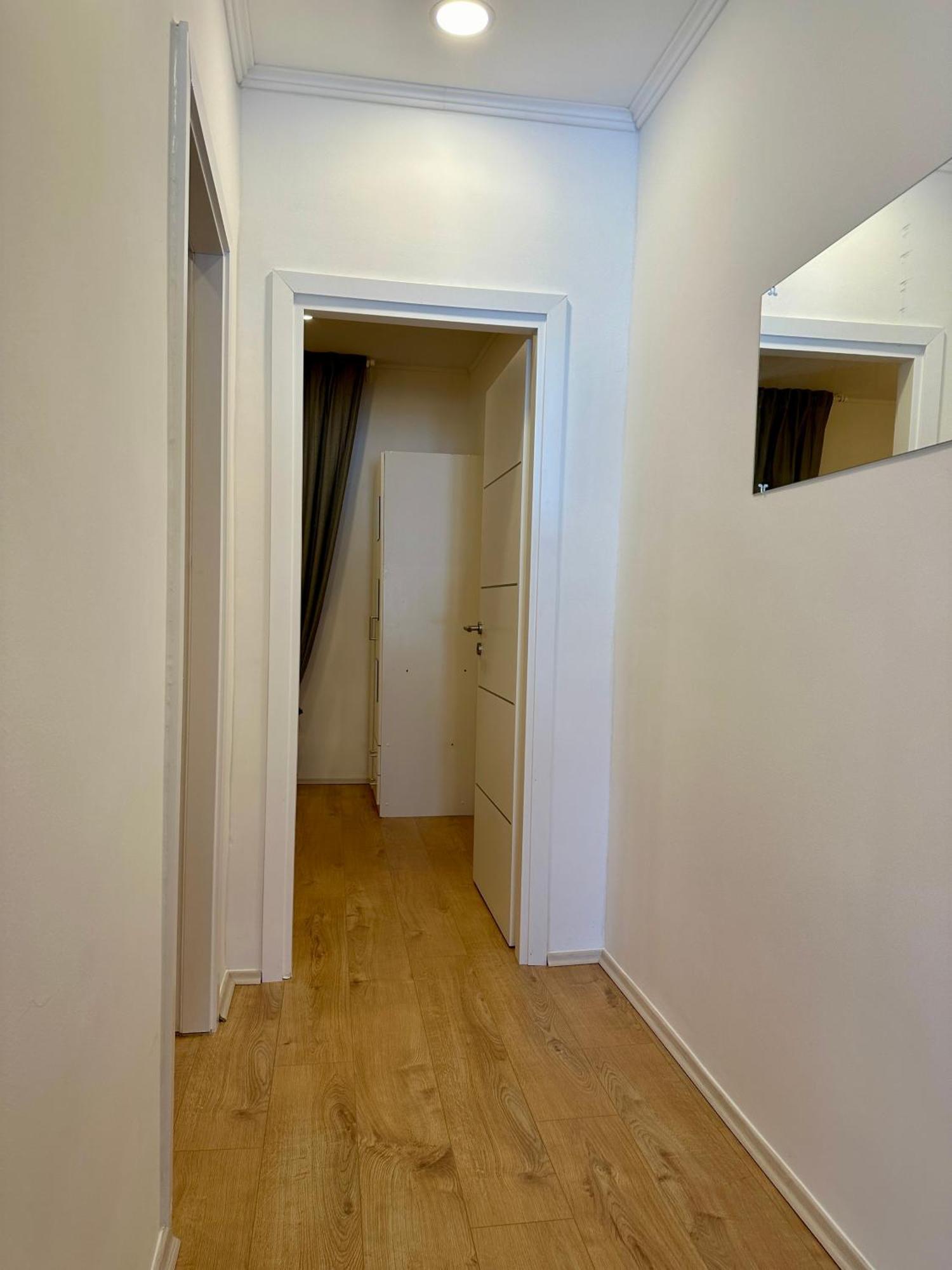 House Varos Apartment *